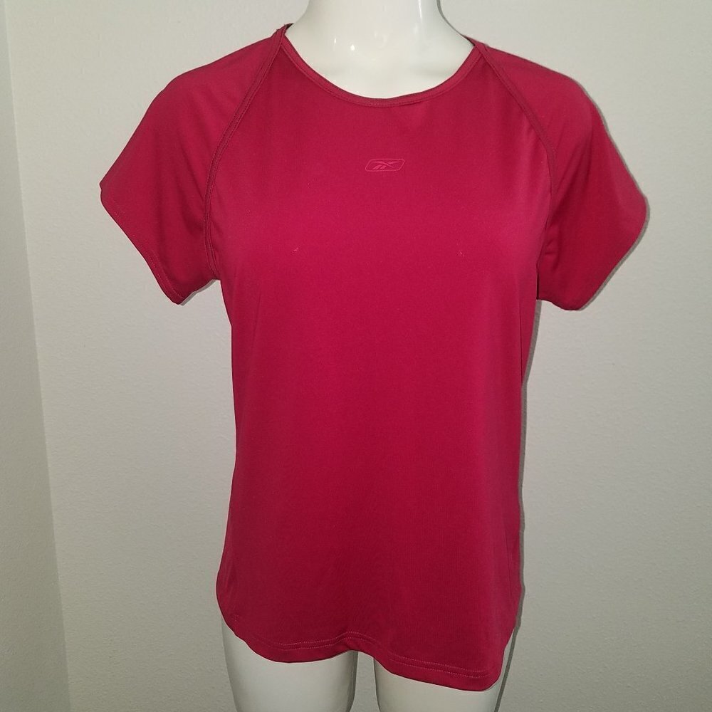 Reebok Play Dry Women's Athletic Shirt Size Medium